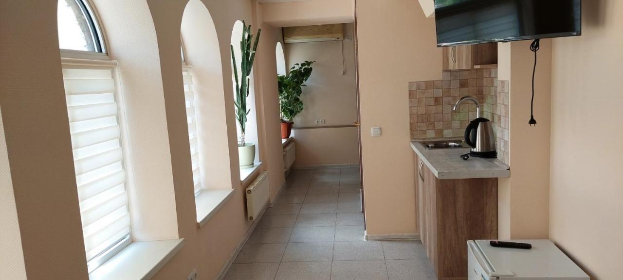 Bunker Best Mini-Hotel เคียฟ ภายนอก รูปภาพ